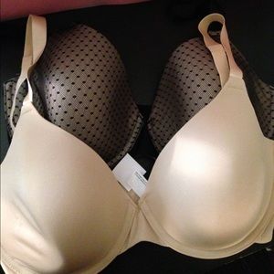 🎉🎉 Maidenform Bra Bundle🎉🎉