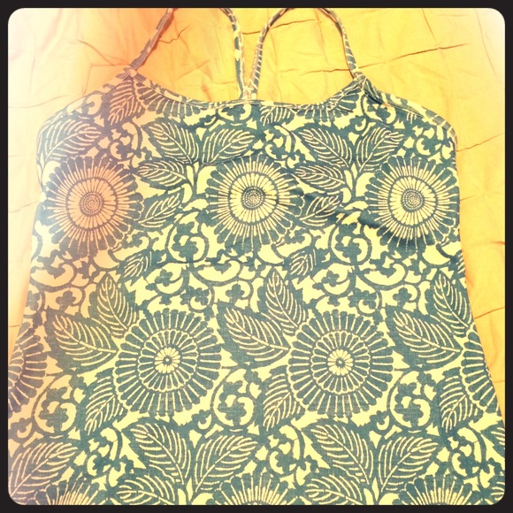 Blue and white patterned lululemon y top.