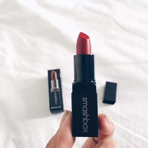 BNIB - 2 Smashbox lipsticks
