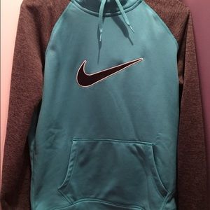 Nike thermafit hoodie
