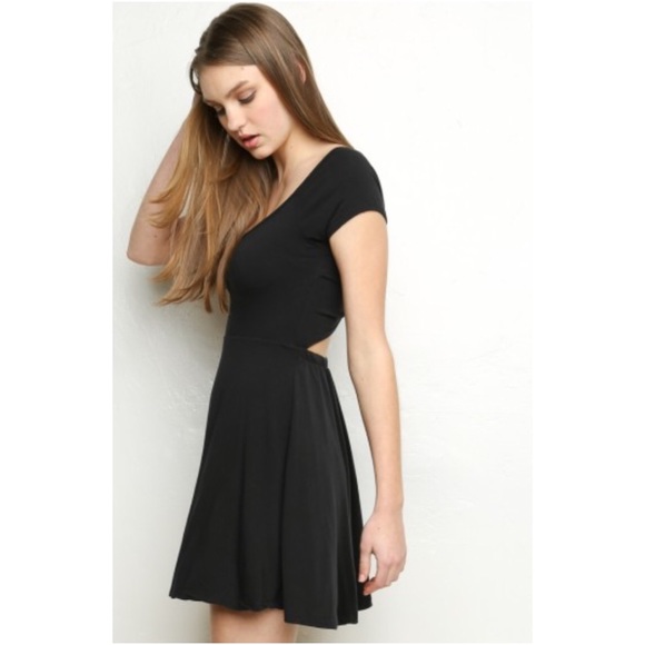 Brandy melville bethan dress🌿