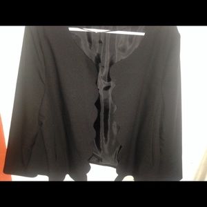 Black Dorothy Perkins Scalloped edge jacket