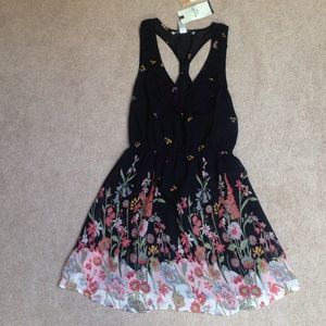 🆕 adorable sun dress 🌞 tags still attached