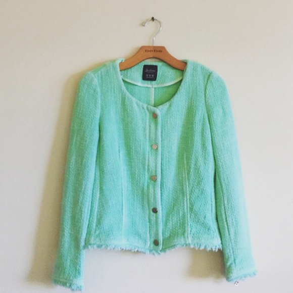 Zara Jackets & Blazers - M/S💕ZARA MINT GREEN STRUCTURED BLAZER JACKET💕
