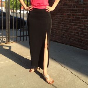 ☀️ Body Con Maxi Skirt ☀️