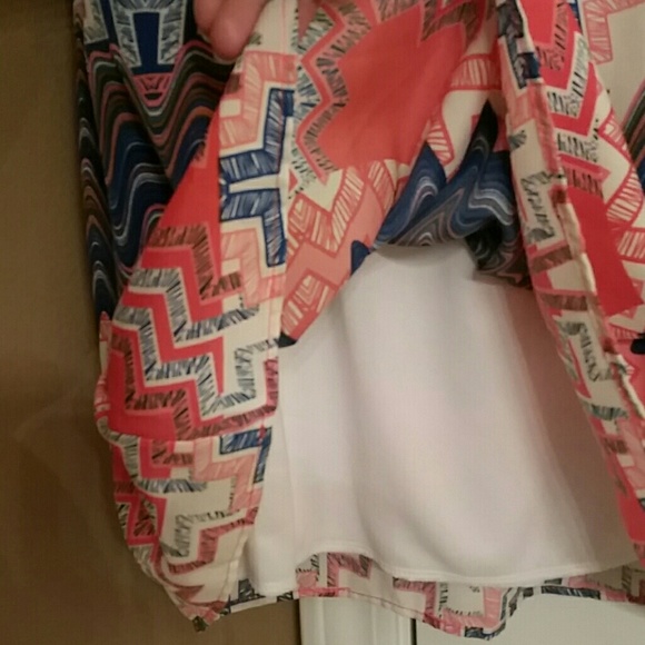 Red, white and blue dress - Picture 4 of 4