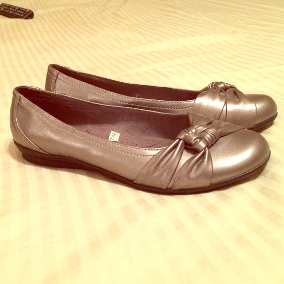 Grey shoes