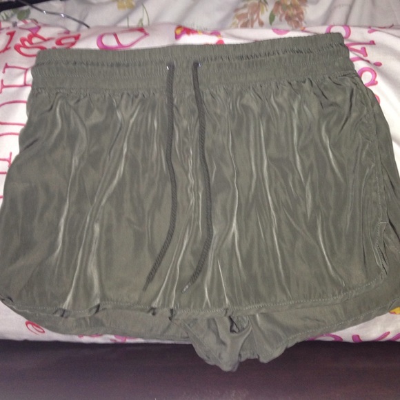 Green jogger shorts