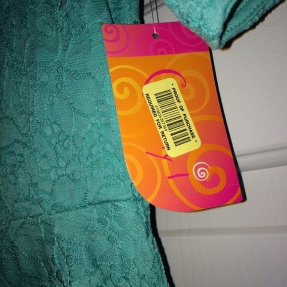 Teal lace dress with crossed cut out - Picture 3 of 4