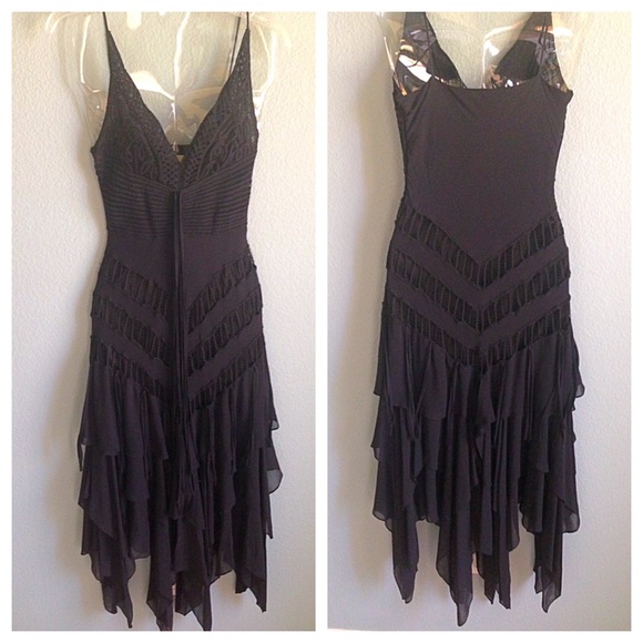 SOLD. Amazing Nina Austin Dress - Picture 2 of 3