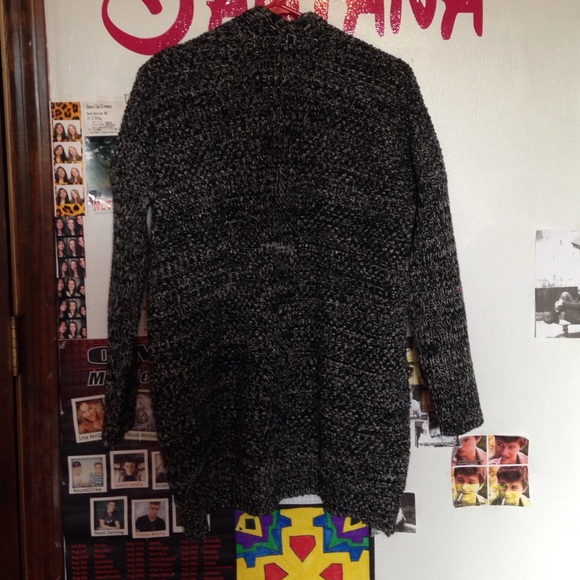 Knit sweater - Picture 3 of 3