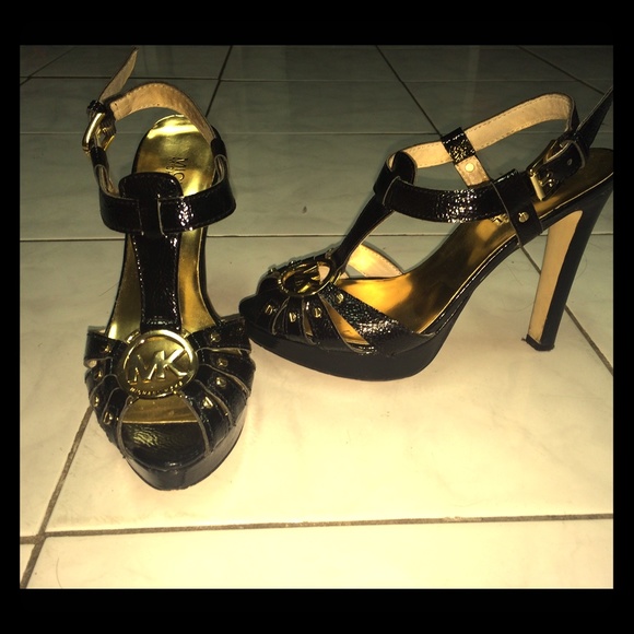 ❌sold MK Shoes!