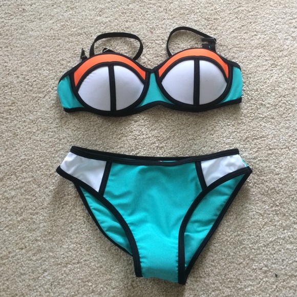 Triangl bathing suit