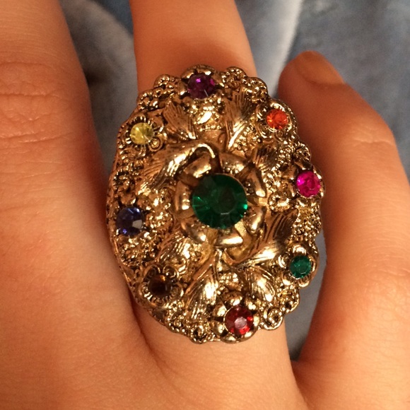 Colorful ring - Picture 2 of 3