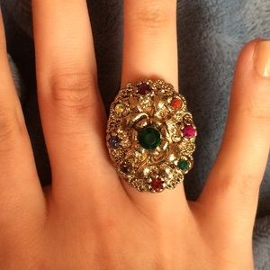 Colorful ring