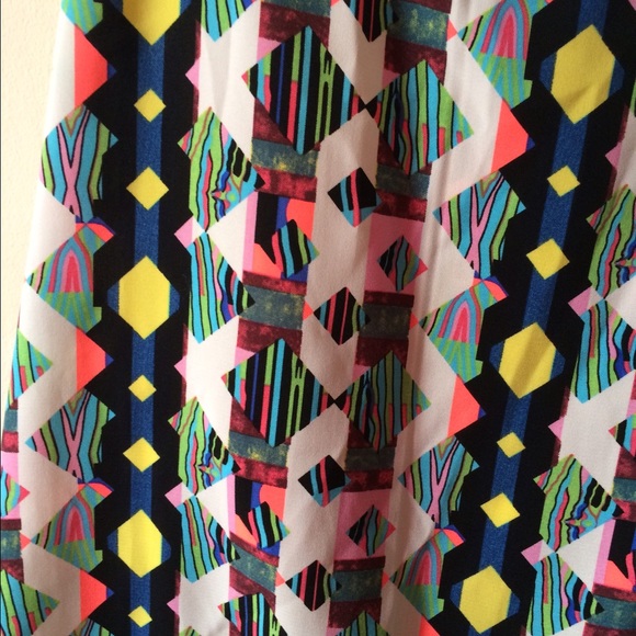 Patterned shirt - Picture 2 of 3
