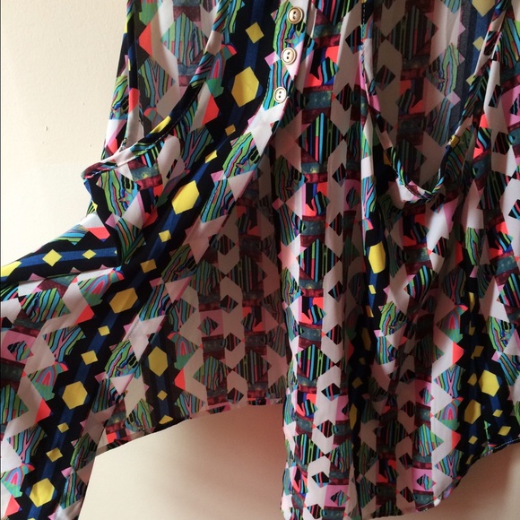 Patterned shirt - Picture 3 of 3