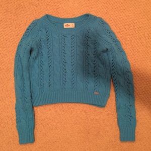 Cropped Hollister sweater