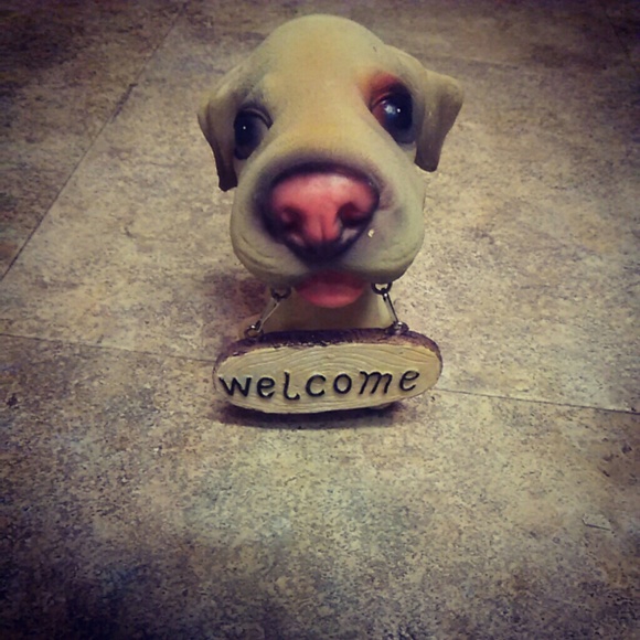 Welcome puppy decor