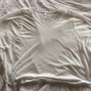 Off white flowy loose fitting shirt