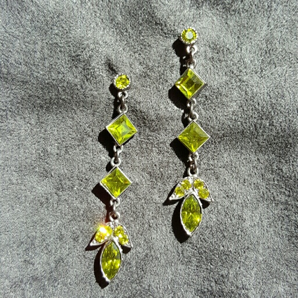 Beautiful earrings!!