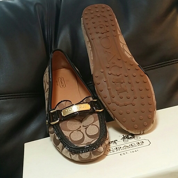 SOLD**Coach shoes can take $ thru mercari or PP - Picture 3 of 4