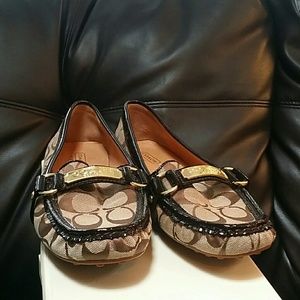 SOLD**Coach shoes can take $ thru mercari or PP