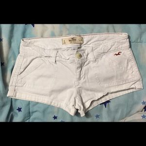 White low rise Hollister shorts