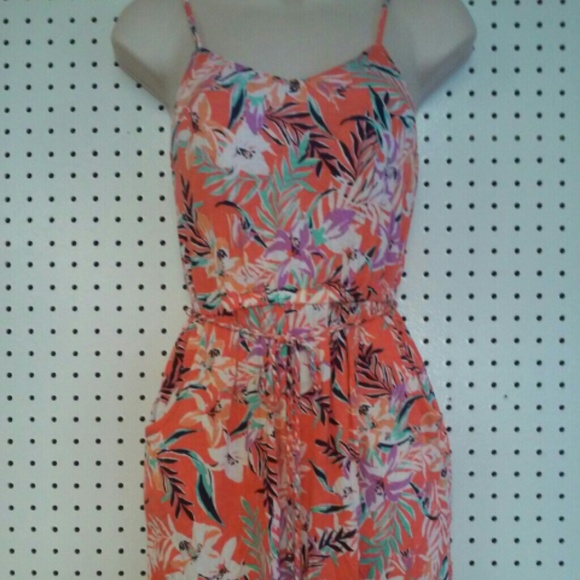 Flower dress with pockets