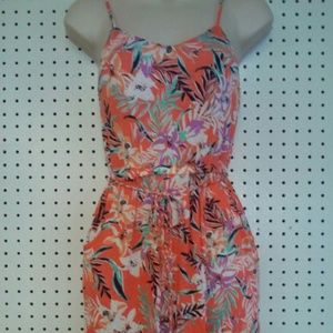 Flower dress with pockets