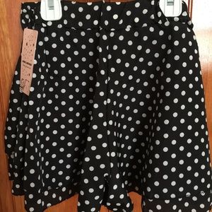 Brand new polka dot skirt pant