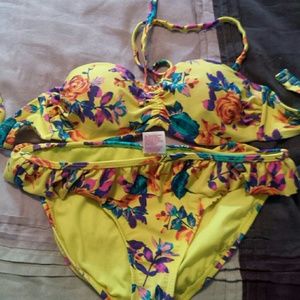Xhilaration swim suit M top L bottom