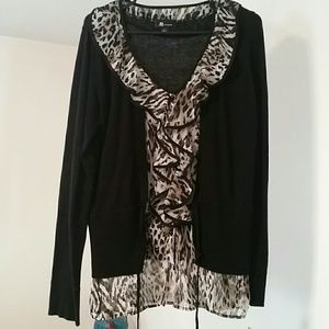 🎈REDUCED!! 🐆Cheetah print and black cardigan