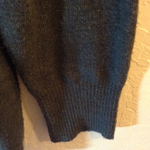 *SOLD*Oversized Black Cardigan - Picture 4 of 4