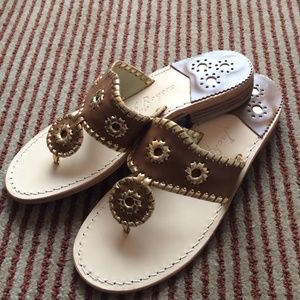 Jack rogers cognac and gold size 7