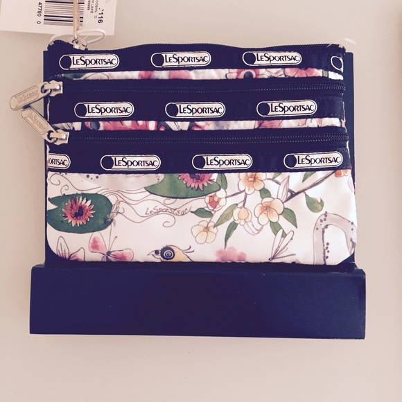 Lesportsac cosmetic bag with tag