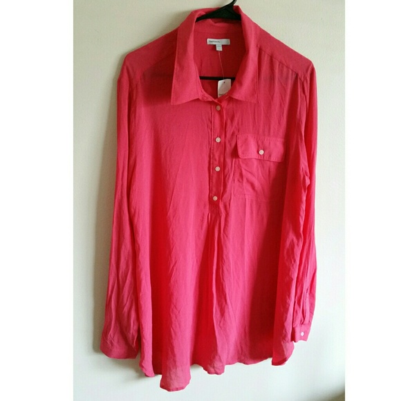 Beautiful Maternity Top - Picture 2 of 3