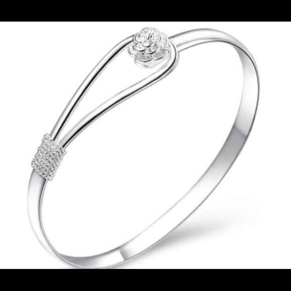 Jewelry - Cute Bangle Cherry Bracelet Silver Plated .925.