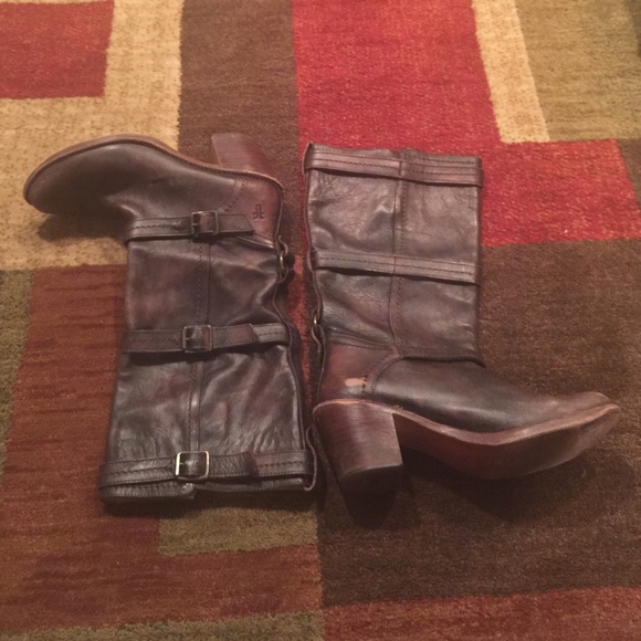 Frye boots - Picture 2 of 2