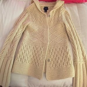 Beautiful hand knit lambs wool sweater