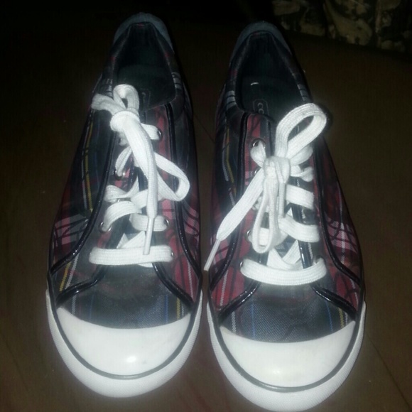 Size 8 coach gym shoes