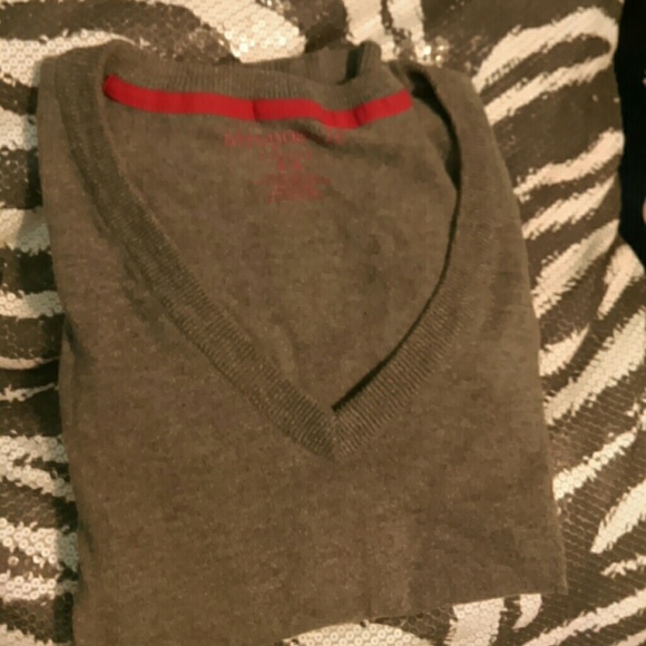 Aeropostale grey stretch sweater