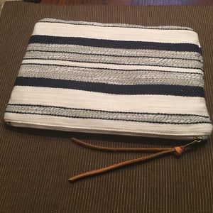 Make-up bag (LOFT)
