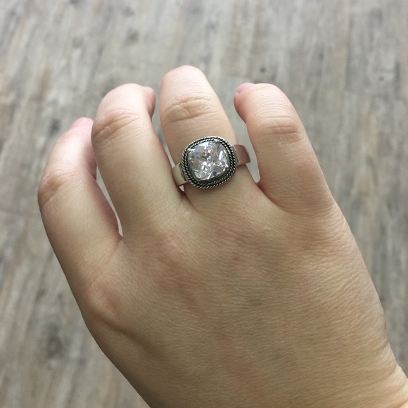 π 3.7ct Vintage Princess Engagement - Picture 4 of 4