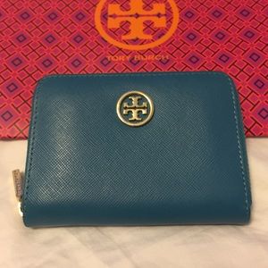 TORY BURCH ROBINSON ZIP COIN CASE