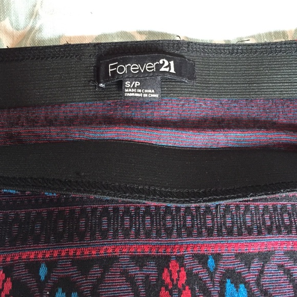 Tribal skirt! - Picture 2 of 3