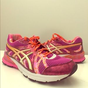 Asics running shoes/sneakers! Pink and orange