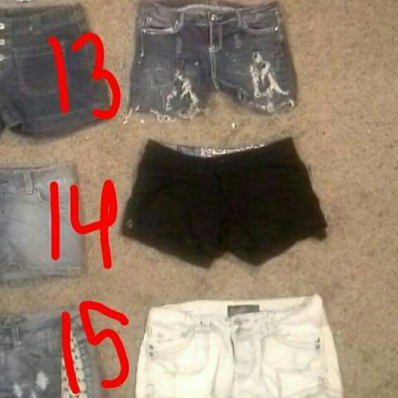 Shorts - Picture 4 of 4