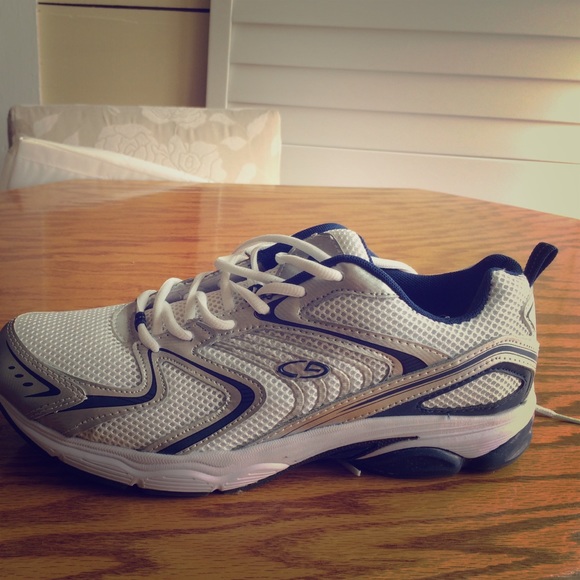 Men's Sneakers. Size 12 Brand New