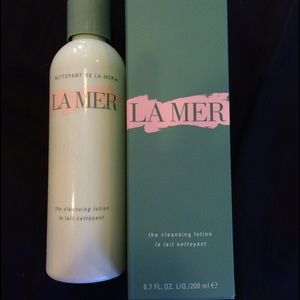La Mer face cleaning lotion